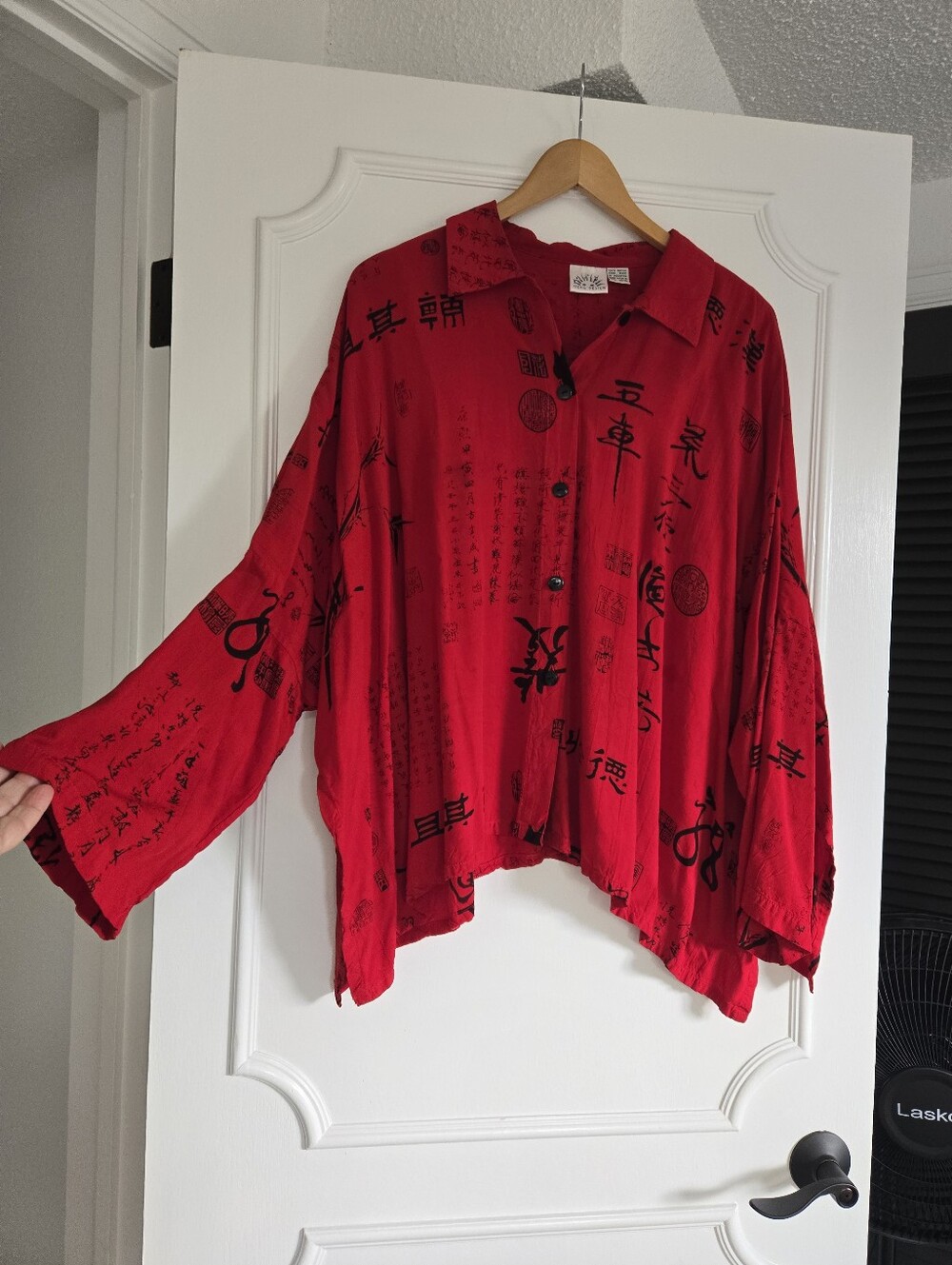 Meng Design Red Asian-Inspired Button Front Blouse with Black Script
